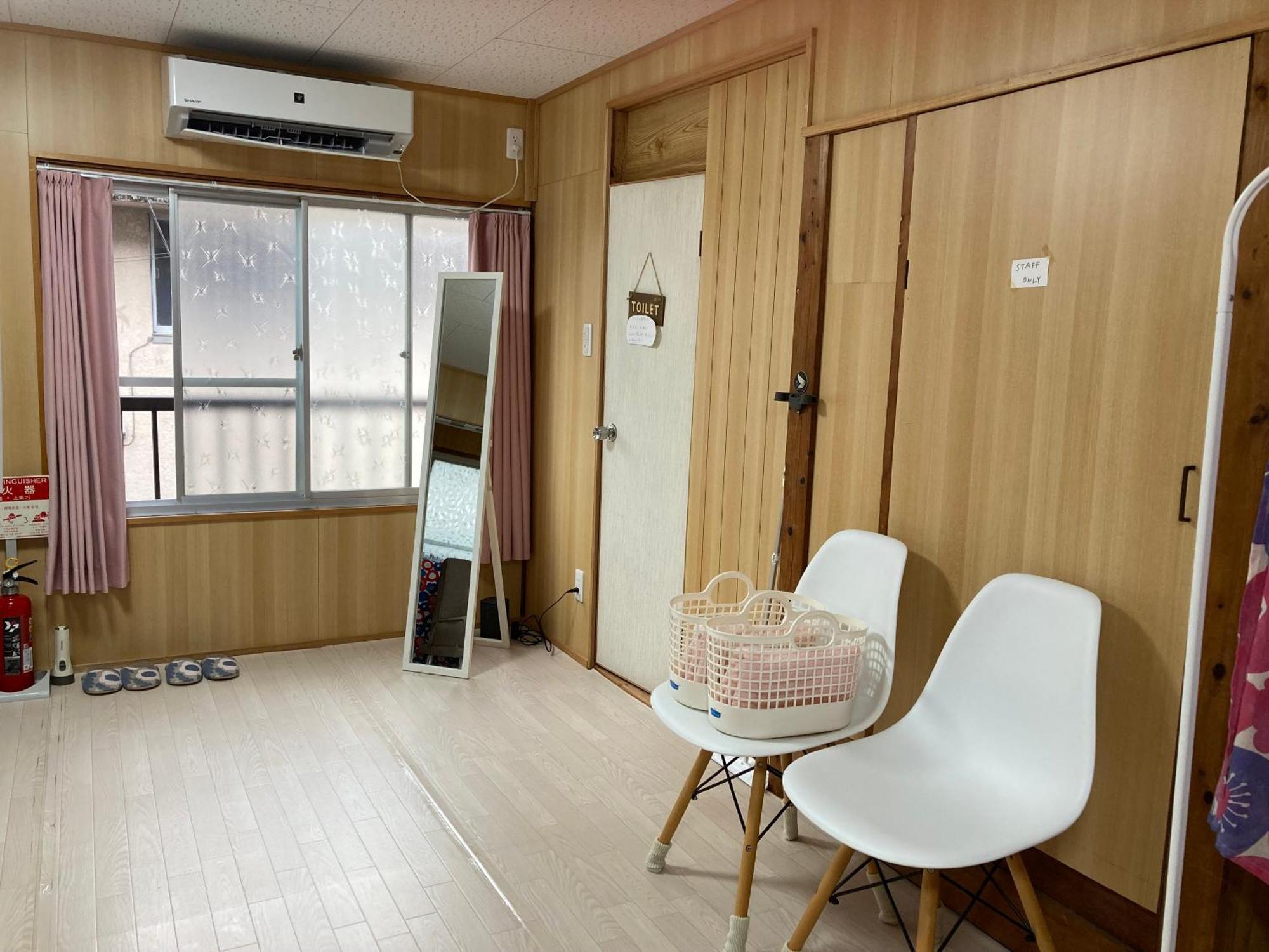 אמאמי Guesthouse Perche Female Only מראה חיצוני תמונה